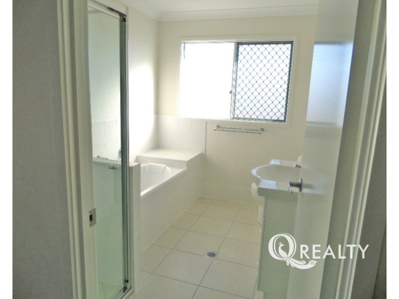 79A Brentwood Drive, Bundamba QLD 4304