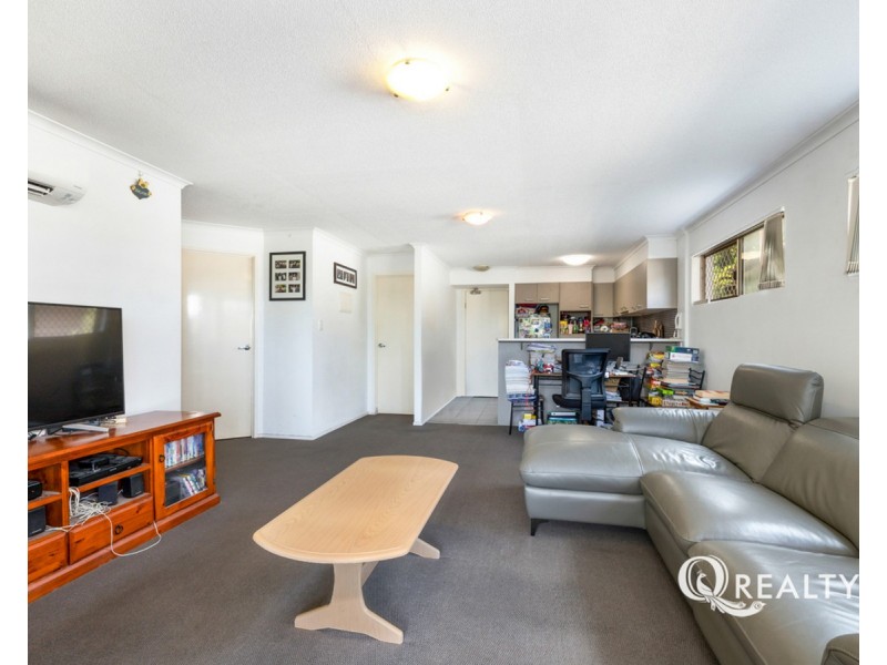 4/269 Nursery Road, Holland Park QLD 4121