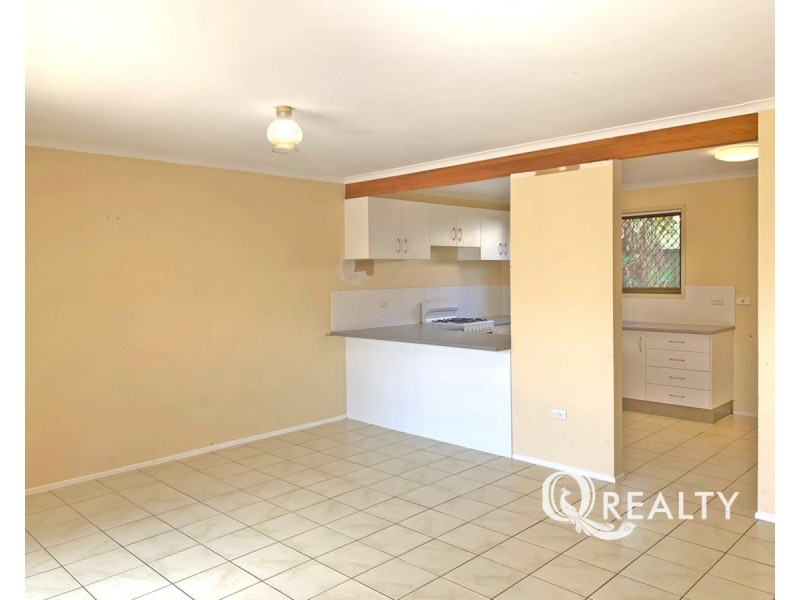 8/2 Heather Street, Logan Central QLD 4114