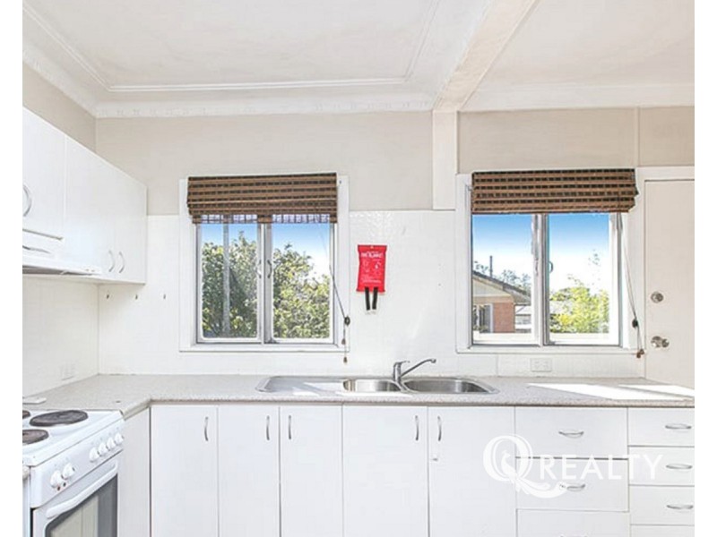 35 Ewing Road, Logan Central QLD 4114