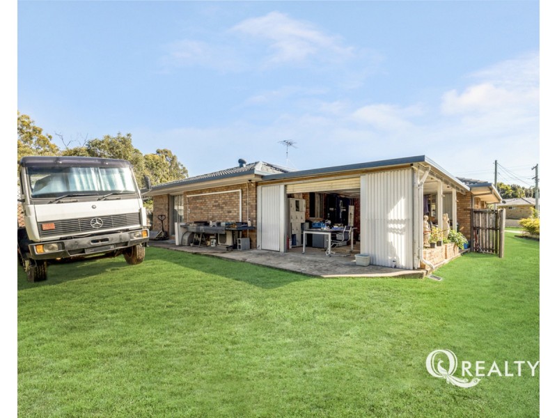 41 Conifer Street, Hillcrest QLD 4118