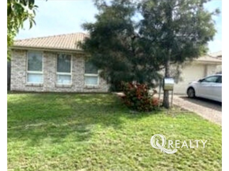 2 Dily Street, Hillcrest QLD 4118