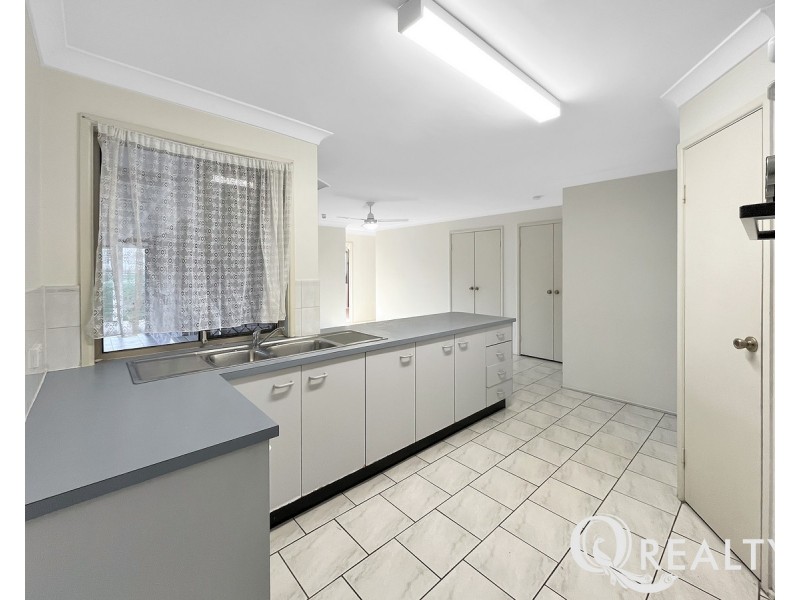 33 Athalie Street, Runcorn QLD 4113