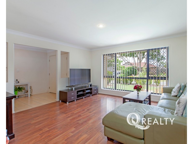 7 Hattah Place, Parkinson QLD 4115