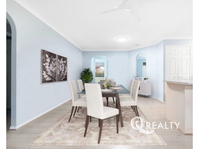1 Hillview Drive, Hillcrest QLD 4118