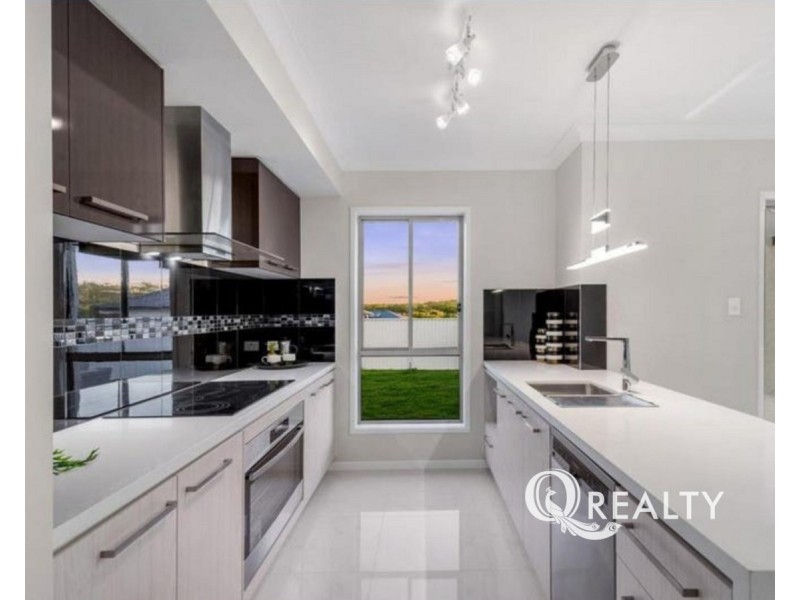 51 Voyager Drive, Kuraby QLD 4112