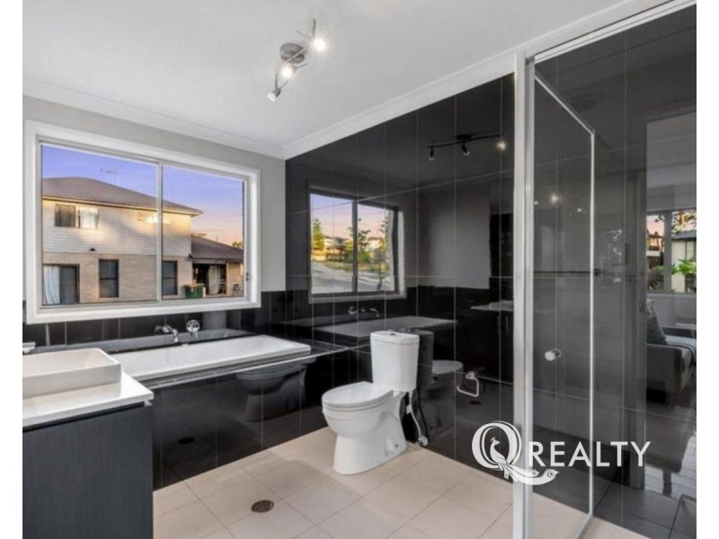 51 Voyager Drive, Kuraby QLD 4112