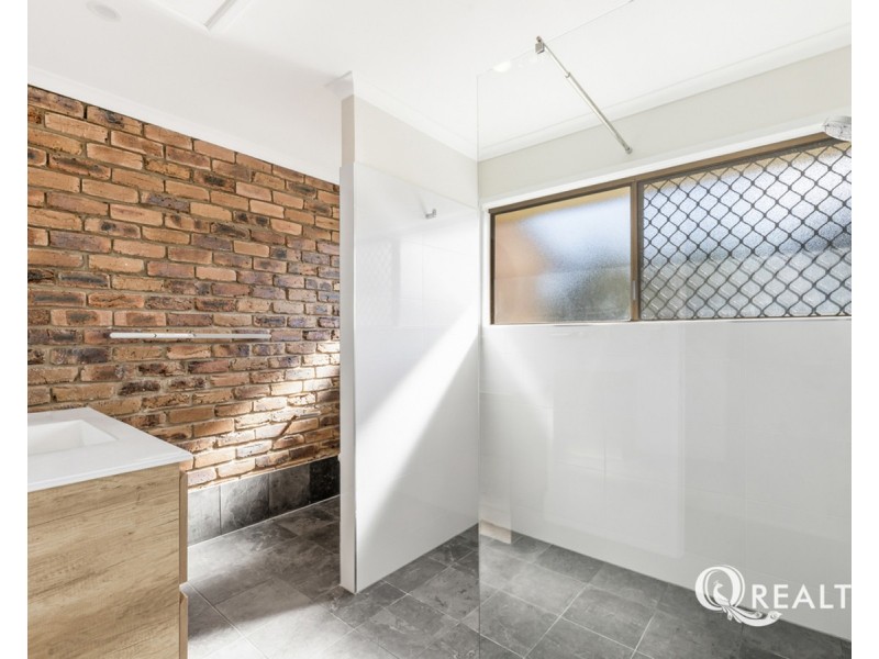 1/19 Chatswood Road, Daisy Hill QLD 4127