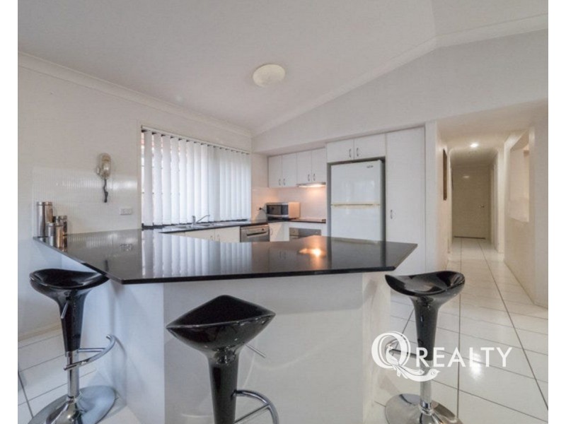 78 Paul Drive, Regents Park QLD 4118