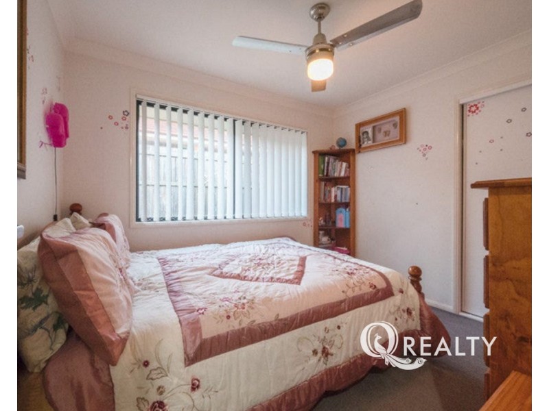 78 Paul Drive, Regents Park QLD 4118