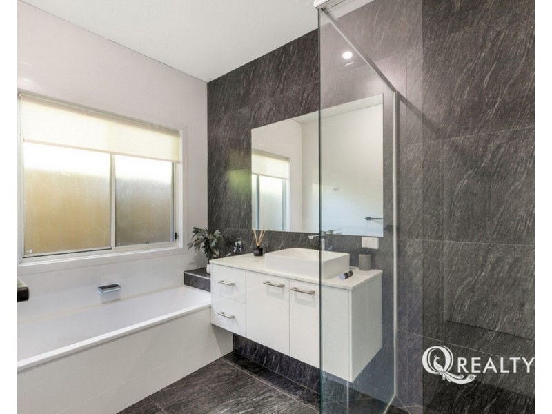 19 Frederick Street, Wellington Point QLD 4160