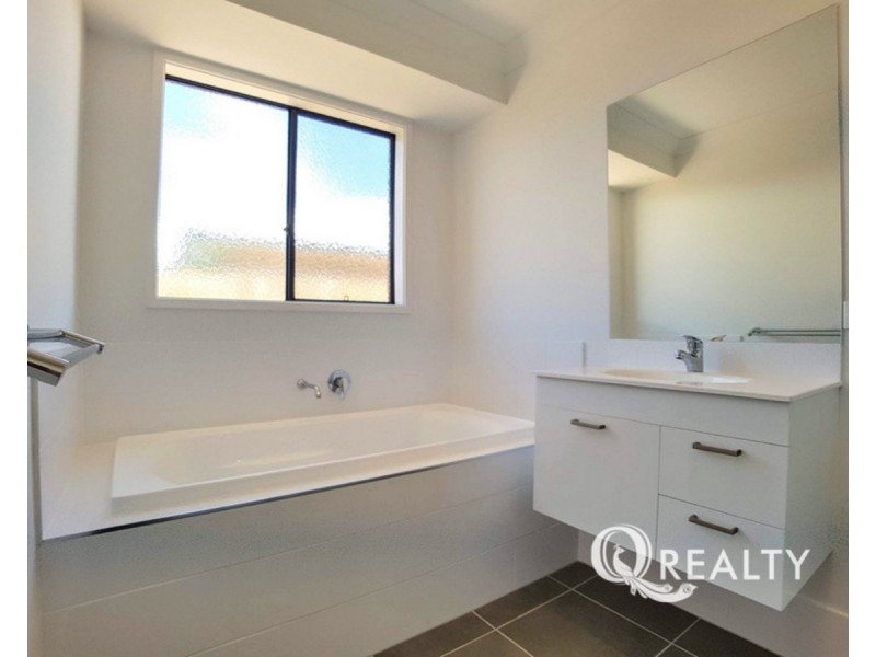 28 Cotton Crescent, Redbank Plains QLD 4301