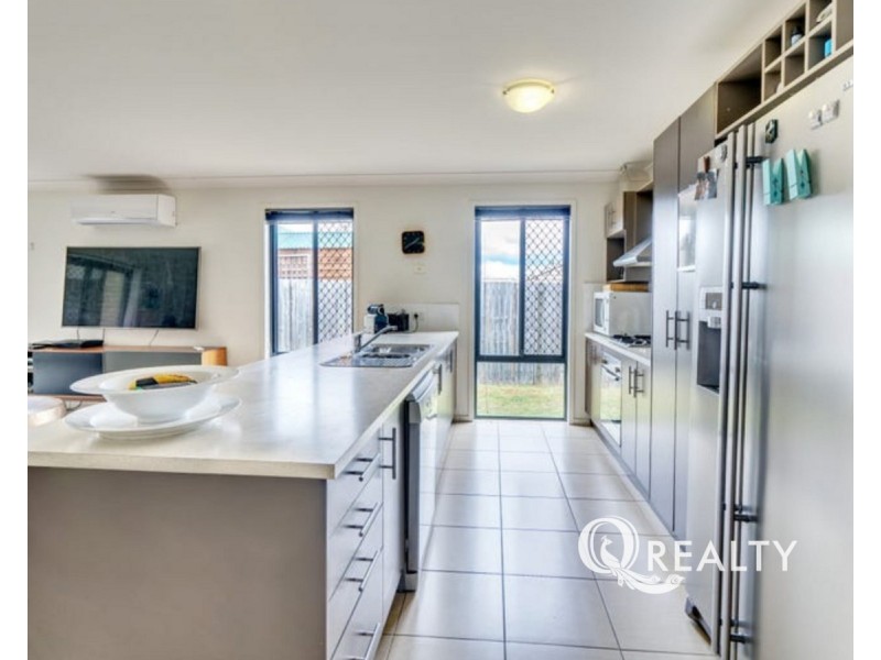 40 Tropical Drive, Forest Lake QLD 4078