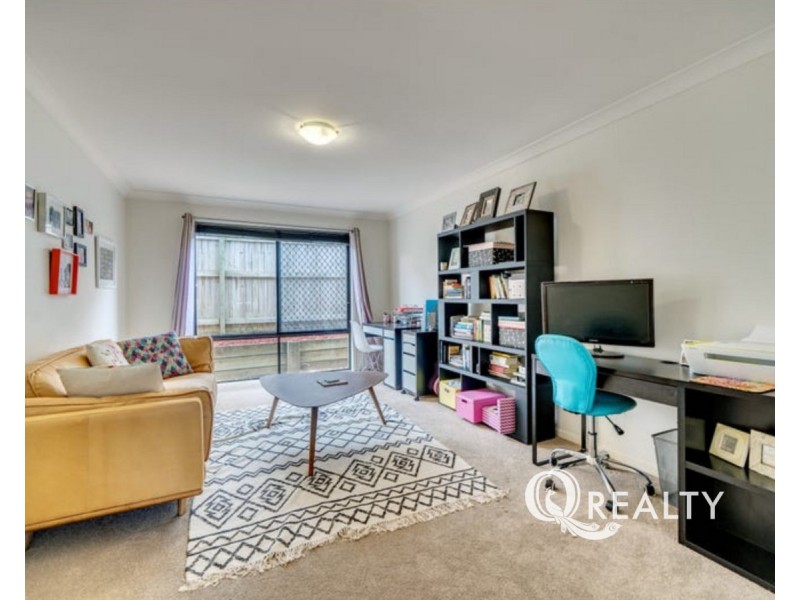 40 Tropical Drive, Forest Lake QLD 4078