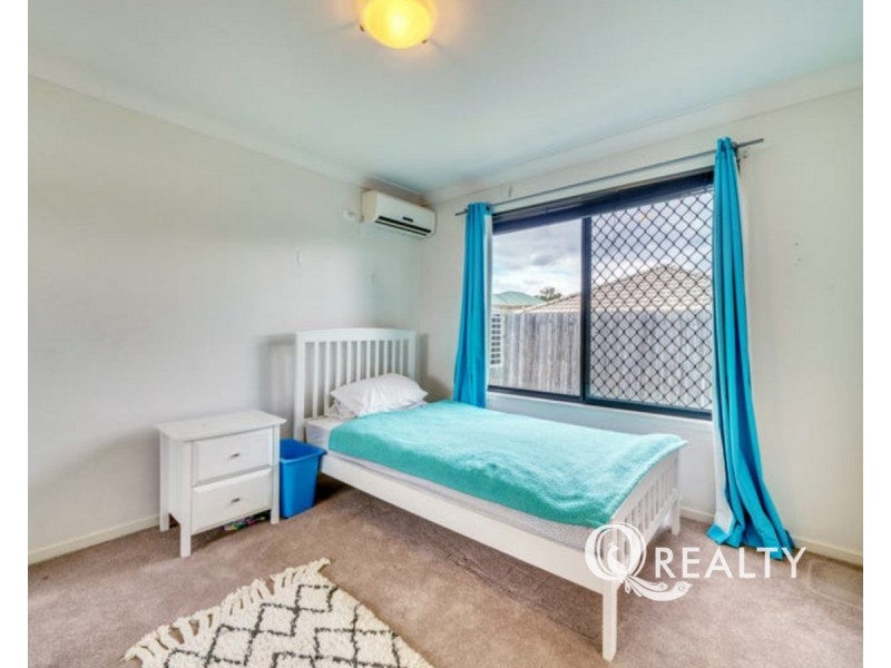 40 Tropical Drive, Forest Lake QLD 4078