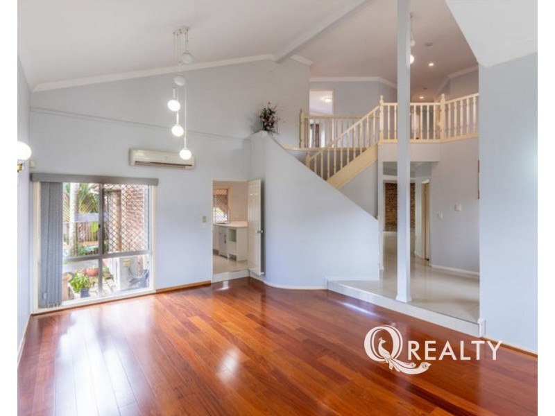 23 Casuarina Crescent, Calamvale QLD 4116