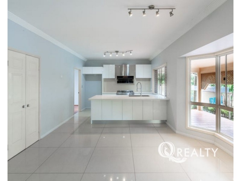 23 Casuarina Crescent, Calamvale QLD 4116