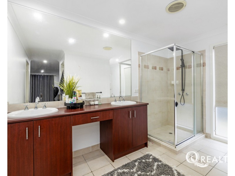 44 Gibraltar Circuit, Parkinson QLD 4115