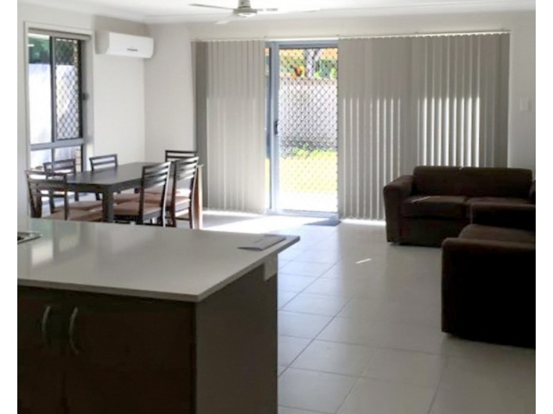 4 Burchill Street, Loganlea QLD 4131