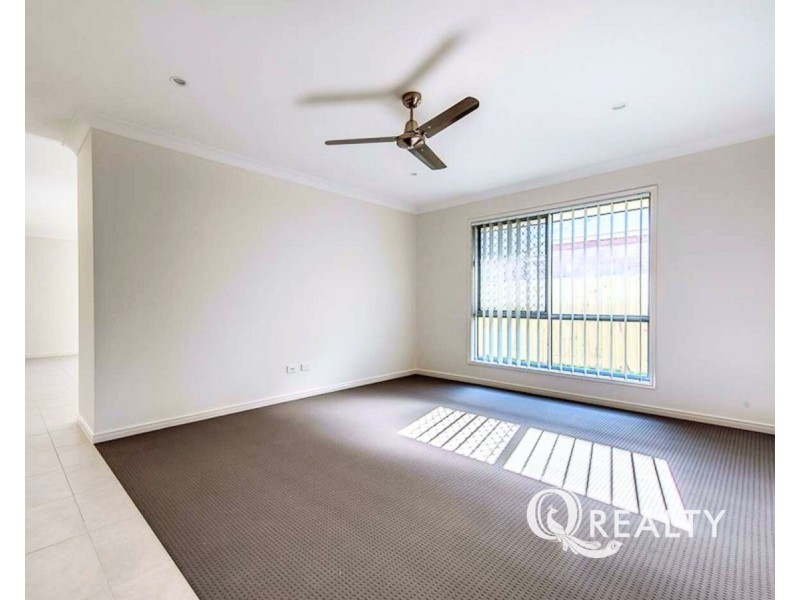 6 Illidge Street, Augustine Heights QLD 4300