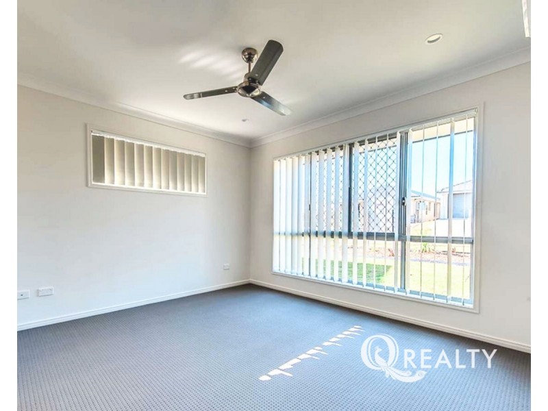 6 Illidge Street, Augustine Heights QLD 4300