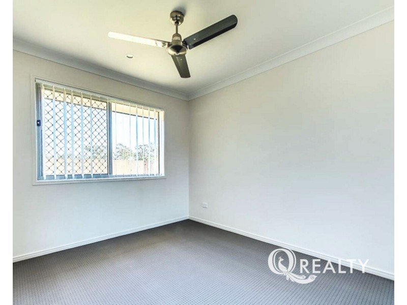 6 Illidge Street, Augustine Heights QLD 4300