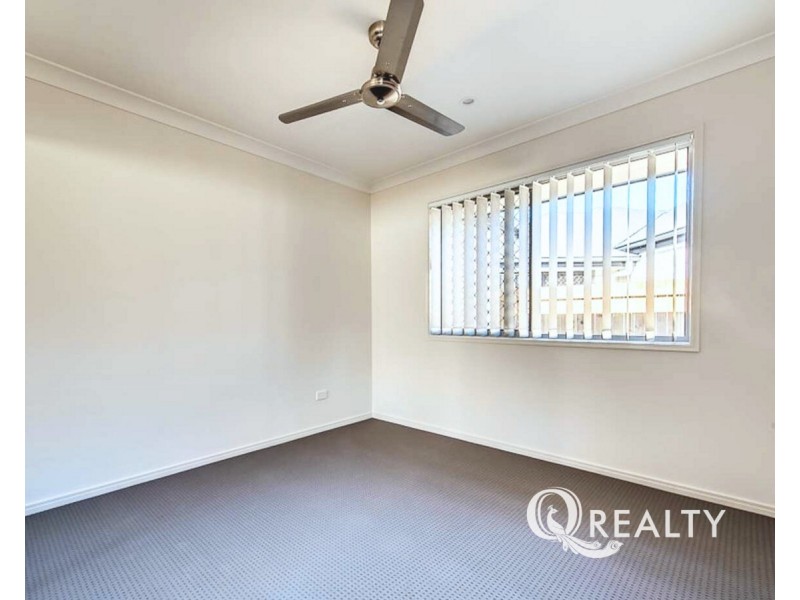 6 Illidge Street, Augustine Heights QLD 4300