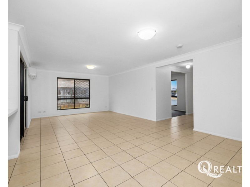 8 Turner Court, Marsden QLD 4132
