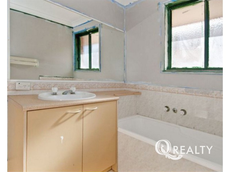4 Anthony Street, Eagleby QLD 4207