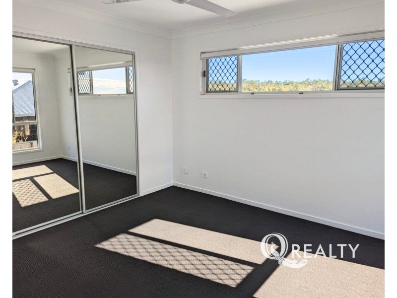 70 Twilight Drive, Spring Mountain QLD 4124
