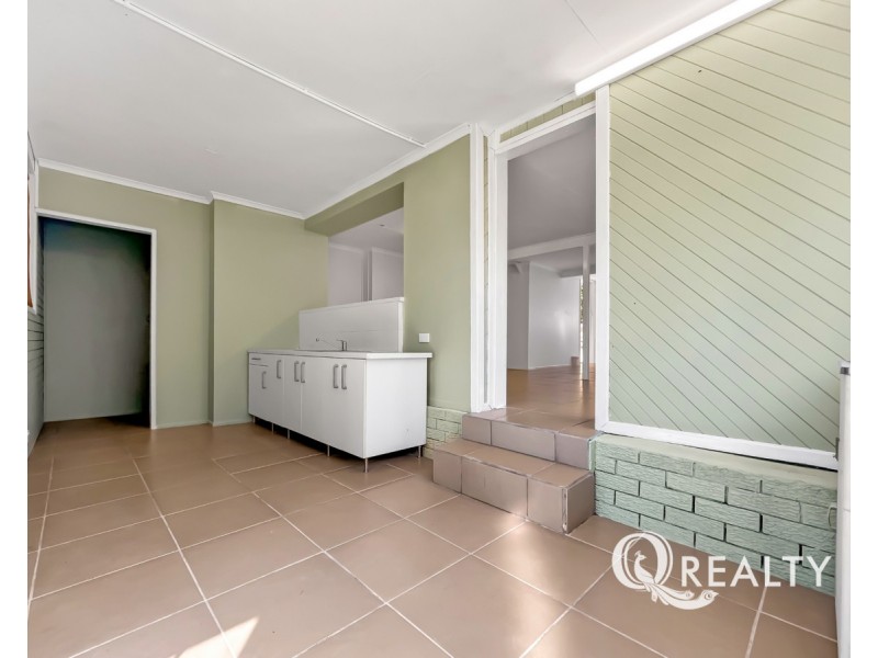 9 Oriole Crescent, Slacks Creek QLD 4127