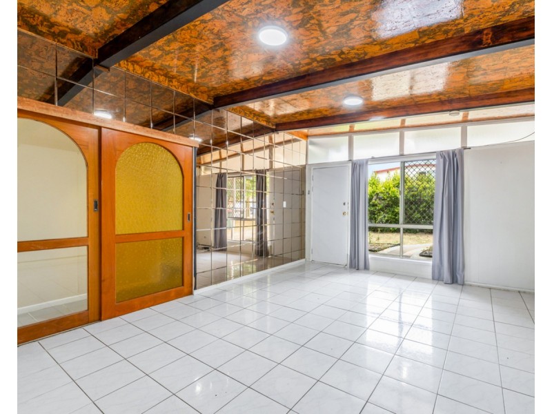 8 Coolibah Street, Woodridge QLD 4114