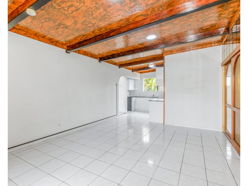 8 Coolibah Street, Woodridge QLD 4114
