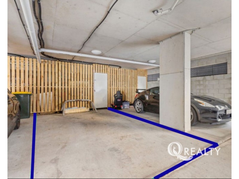 10/12 Lake Street, Yeronga QLD 4104