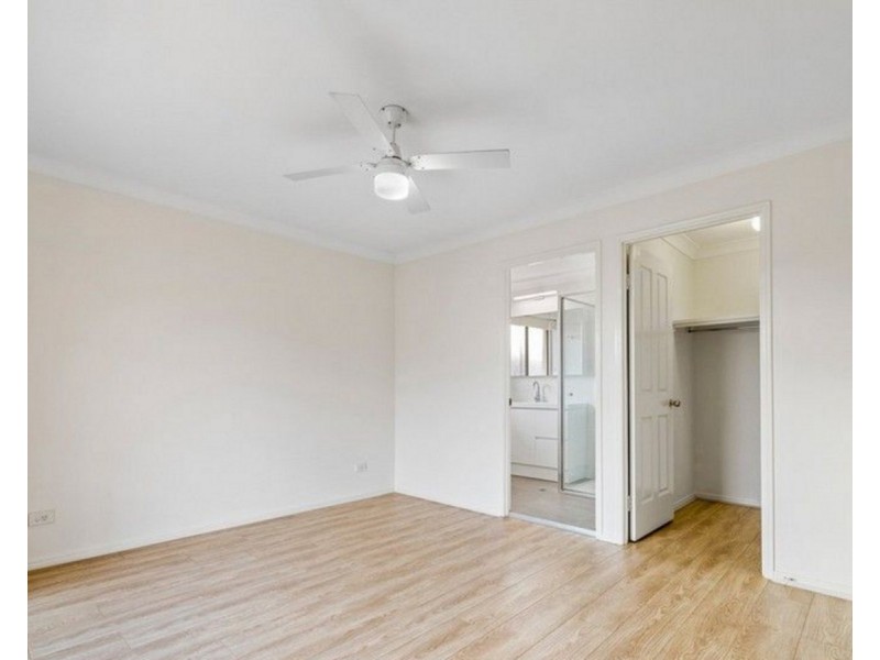 21/20 Young Place, Runcorn QLD 4113