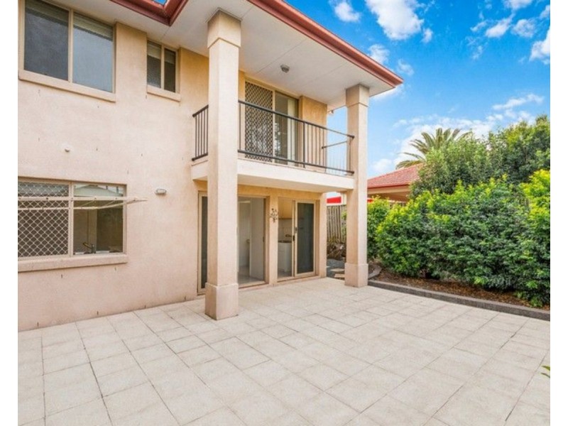 21/20 Young Place, Runcorn QLD 4113