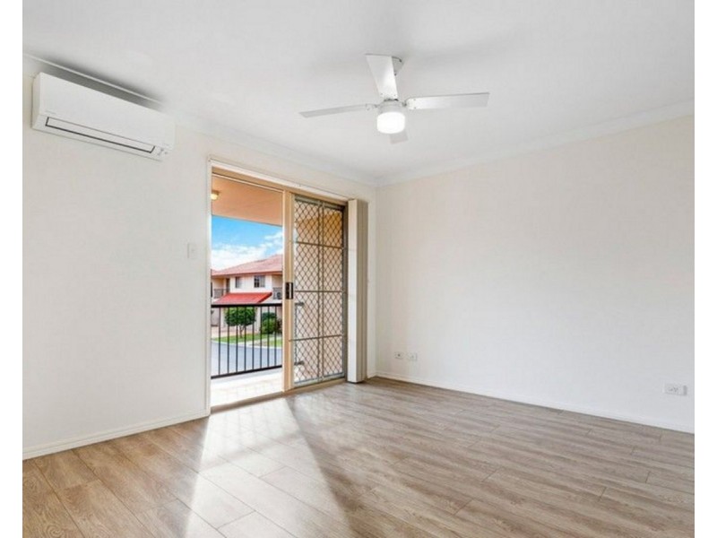 21/20 Young Place, Runcorn QLD 4113