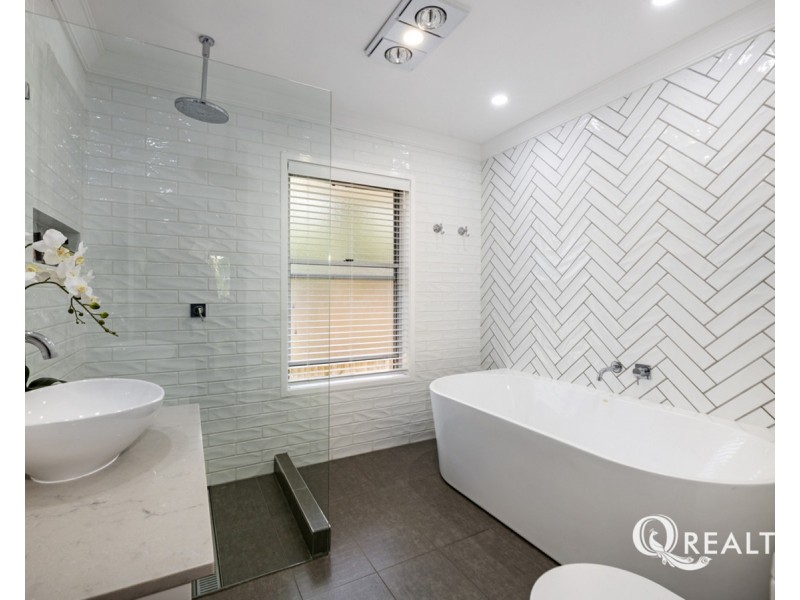 46 Contact Agent, Belmont QLD 4153