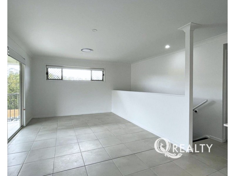 63 Twilight Drive, Spring Mountain QLD 4124