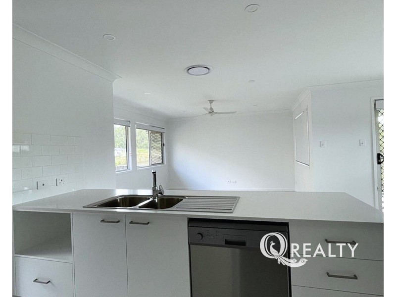 63 Twilight Drive, Spring Mountain QLD 4124