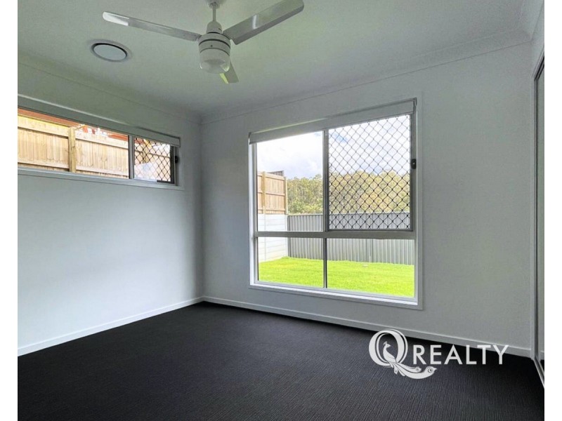 63 Twilight Drive, Spring Mountain QLD 4124