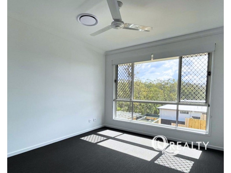 63 Twilight Drive, Spring Mountain QLD 4124