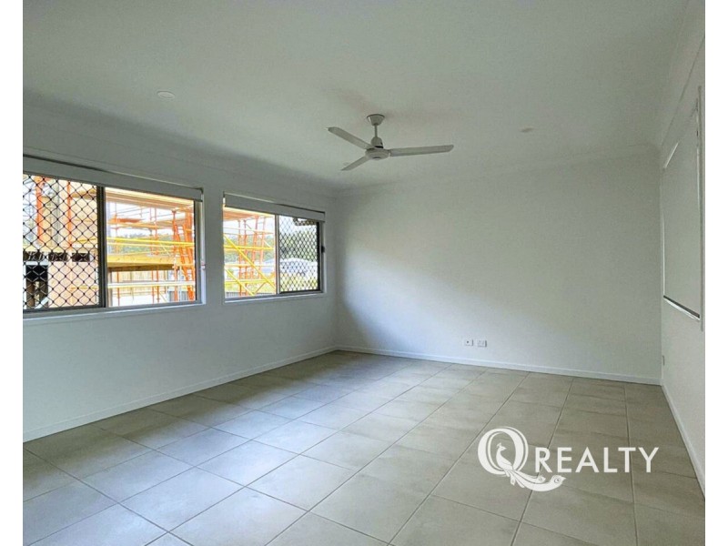 63 Twilight Drive, Spring Mountain QLD 4124