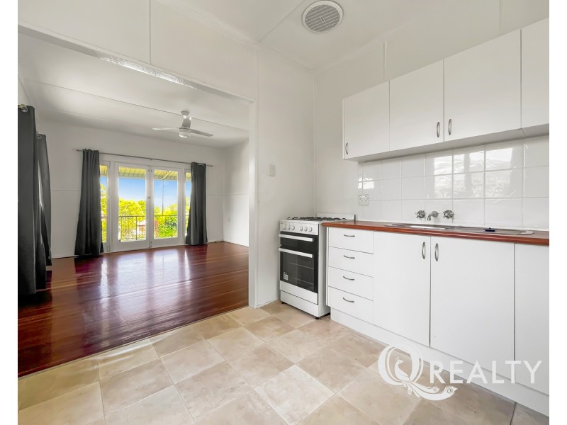 97 Whitehill Road, Eastern Heights QLD 4305