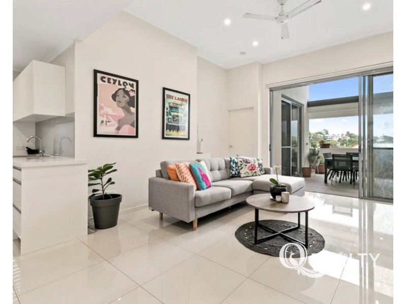1/31 Palmer Street, Greenslopes QLD 4120