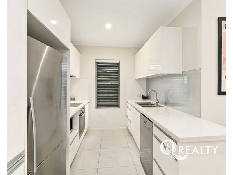 1/31 Palmer Street, Greenslopes QLD 4120