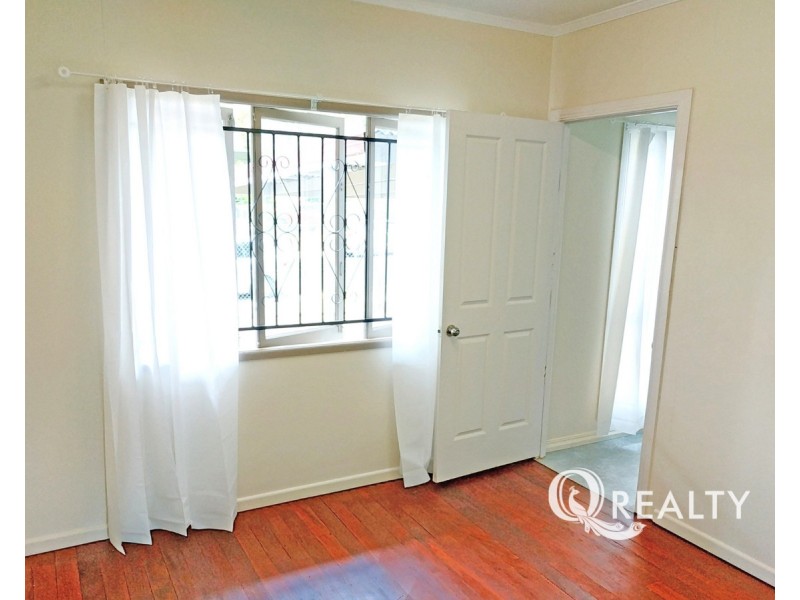 5 Smith Road, Woodridge QLD 4114