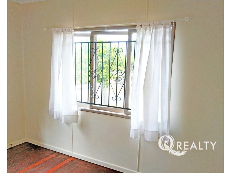 5 Smith Road, Woodridge QLD 4114
