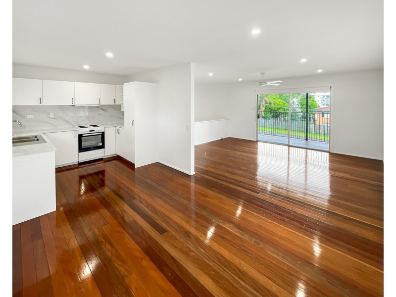 2 Thornhill Street, Springwood QLD 4127