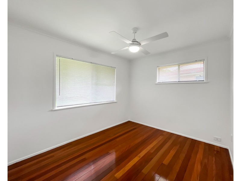 2 Thornhill Street, Springwood QLD 4127